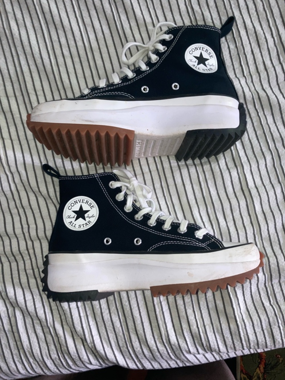Converse Run Star Hike